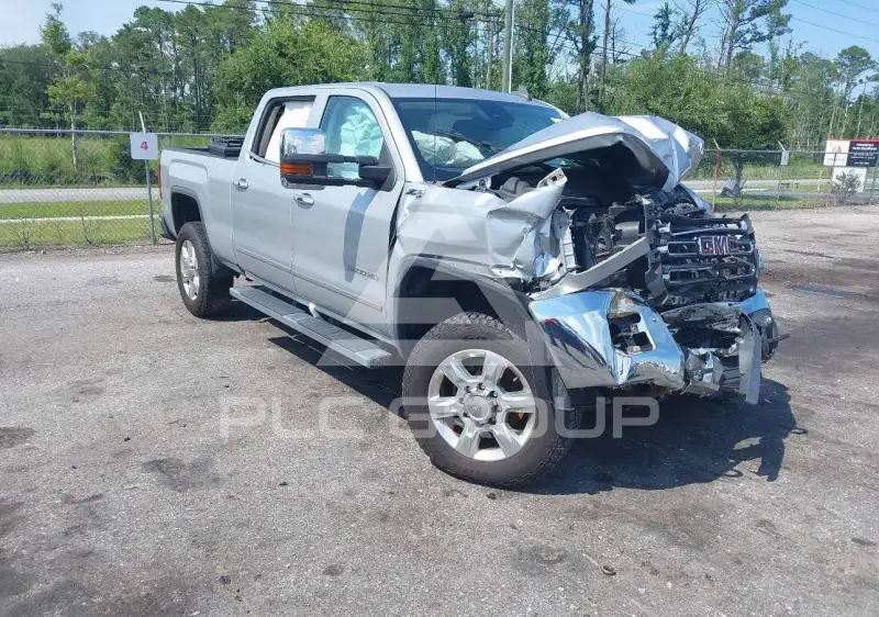 2017 GMC Sierra фото