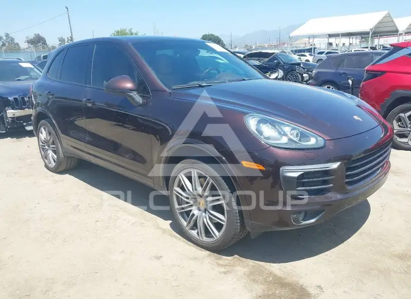 2017 Porsche Cayenne photo