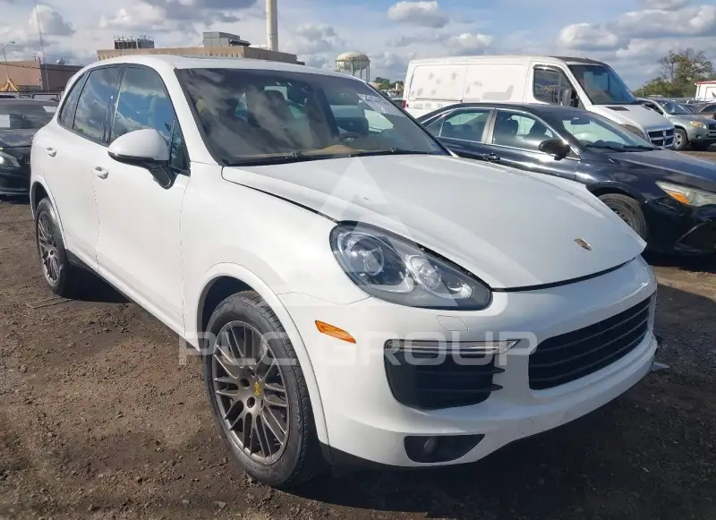 2017 Porsche Cayenne фото