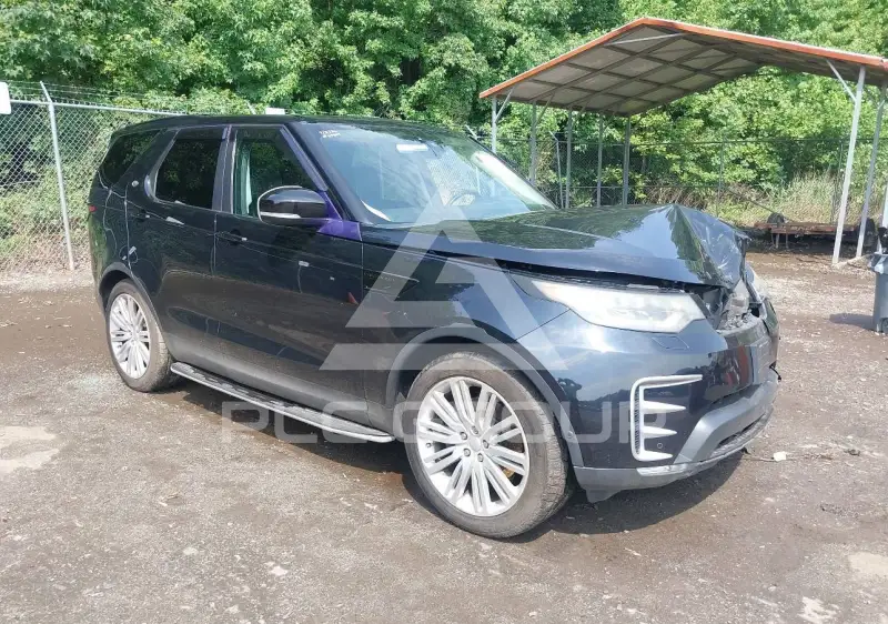 2017 Land Rover Discovery photo