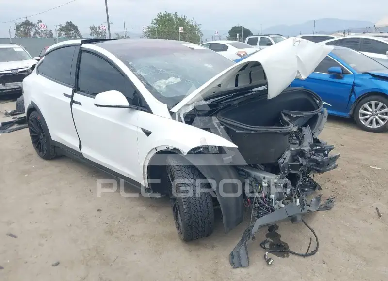 2017 Tesla Model X фото