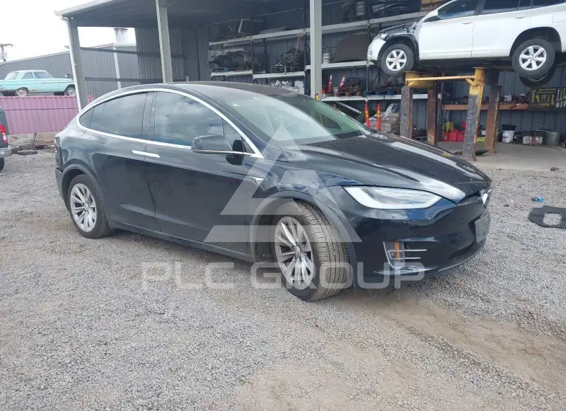 2017 Tesla Model X photo