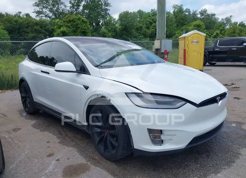 2017 Tesla Model X photo