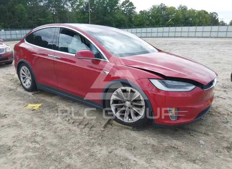 2017 Tesla Model X фото