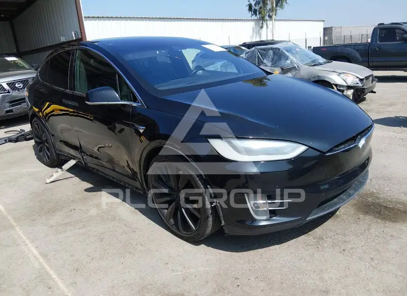 2017 Tesla Model X фото