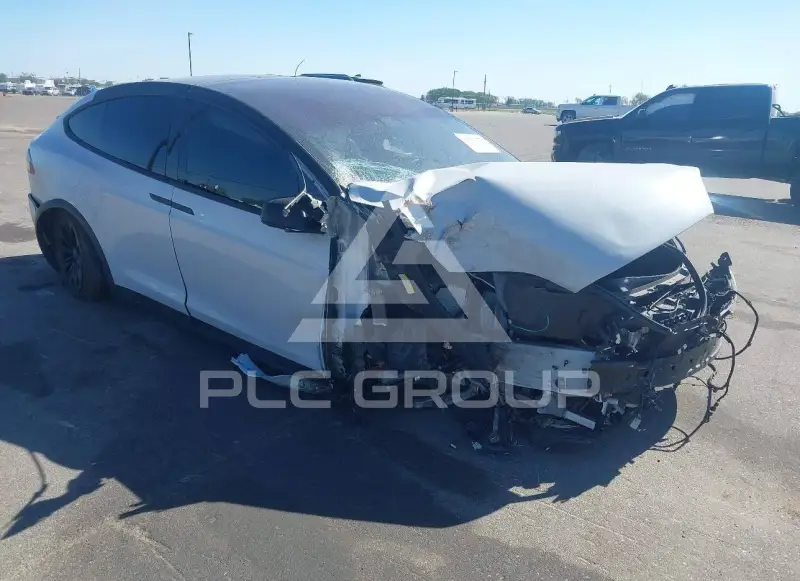 2017 Tesla Model X photo