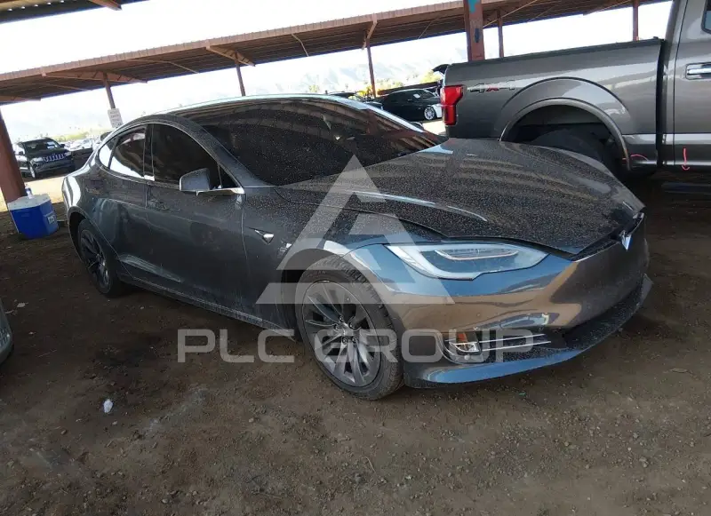 2017 Tesla Model S фото
