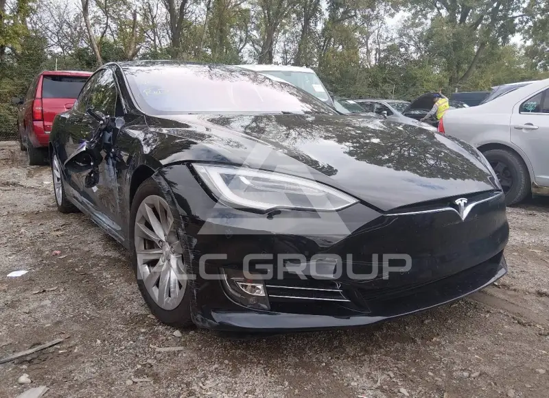 2017 Tesla Model S фото
