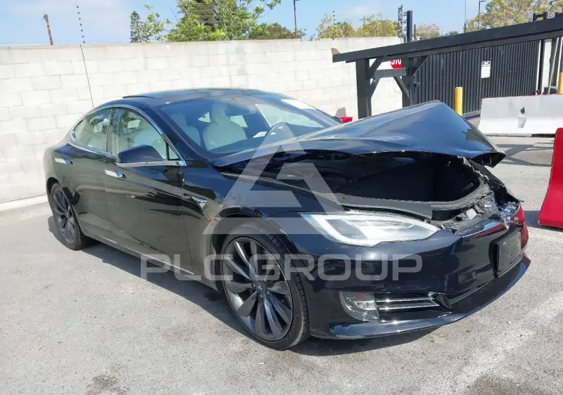 2017 Tesla Model S фото