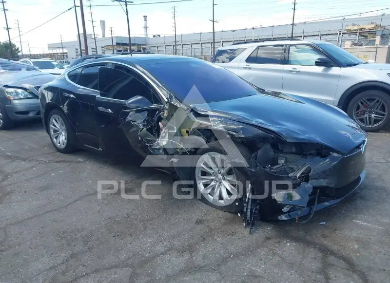 2017 Tesla Model S photo