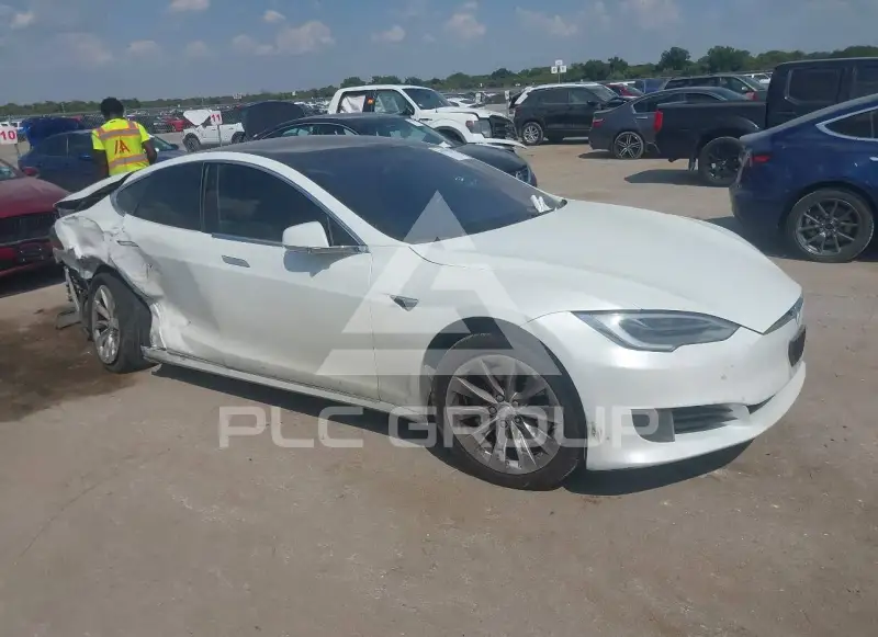 2017 Tesla Model S фото