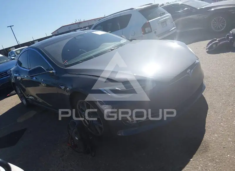 2017 Tesla Model S фото