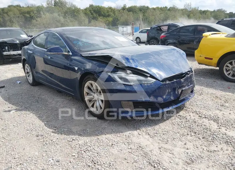 2017 Tesla Model S фото