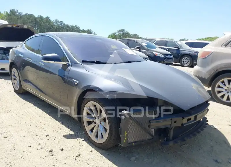 2017 Tesla Model S photo