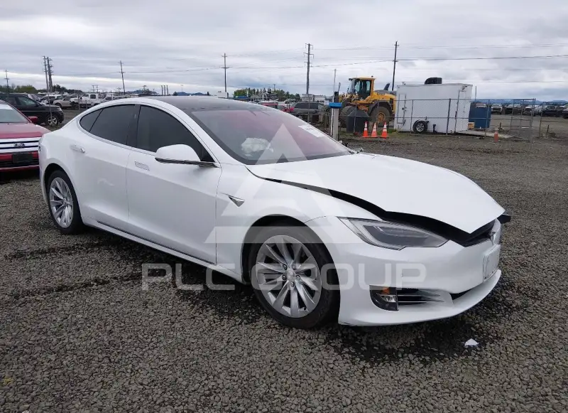 2017 Tesla Model S photo