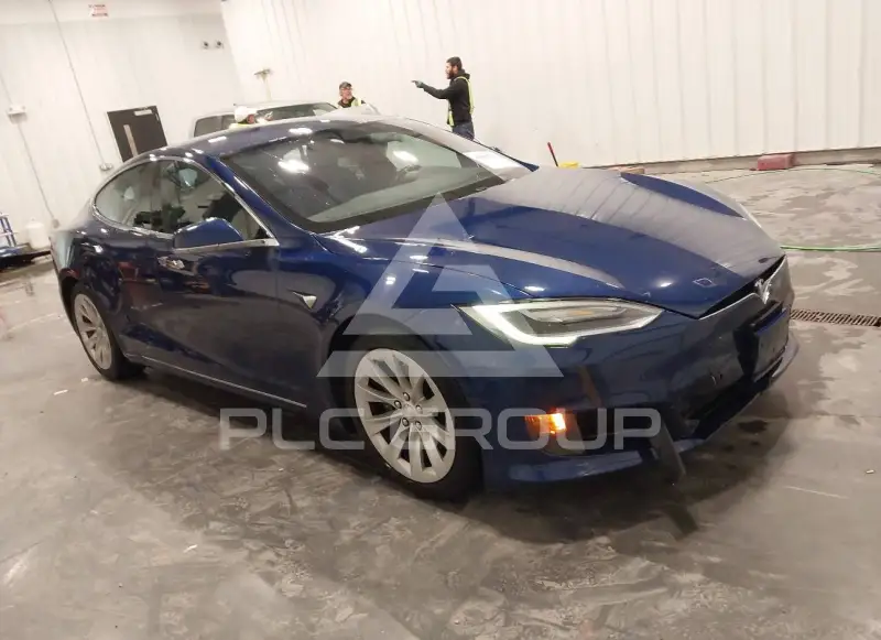 2017 Tesla Model S photo