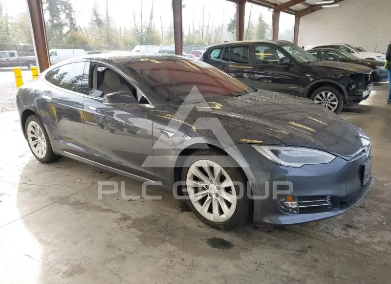 2017 Tesla Model S фото