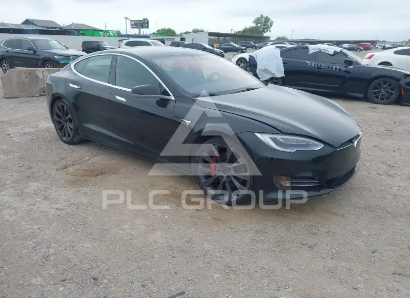 2017 Tesla Model S фото