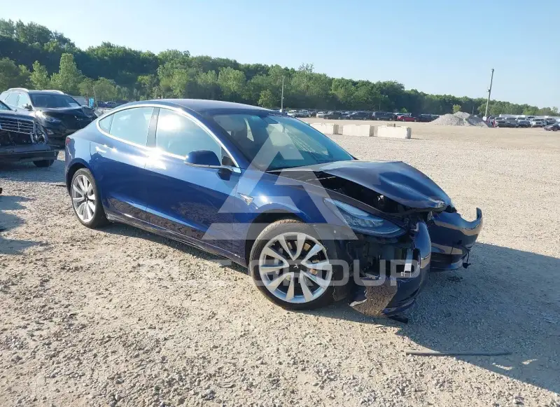 2017 Tesla Model 3 фото