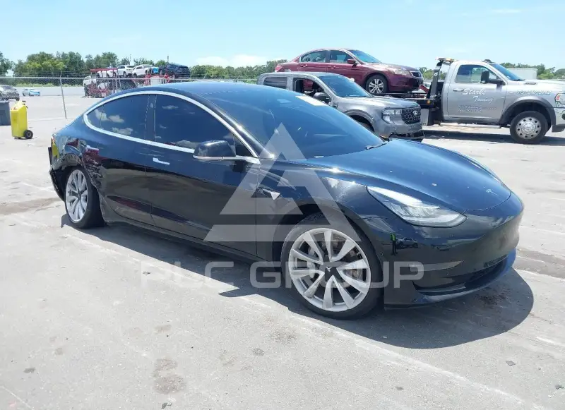 2017 Tesla Model 3 фото