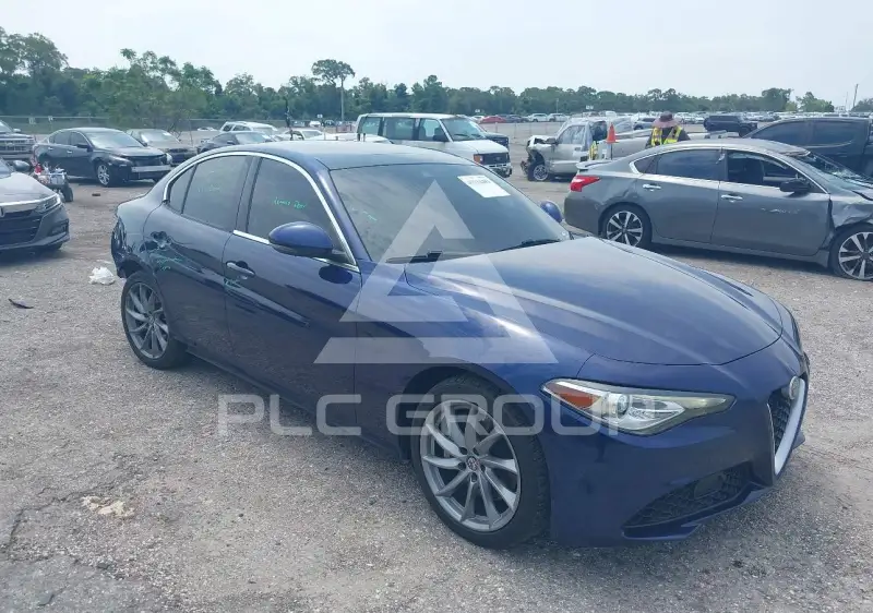 2017 Alfa Romeo Giulia photo