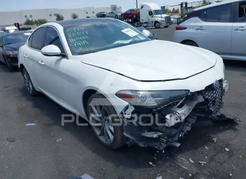 2017 Alfa Romeo Giulia фото