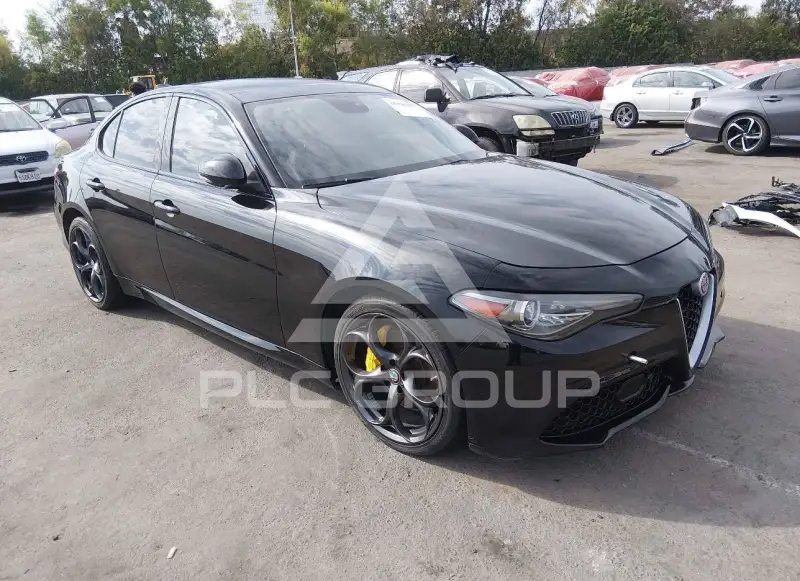 2017 Alfa Romeo Giulia фото