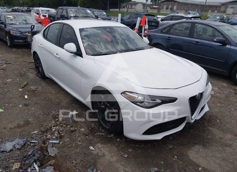2017 Alfa Romeo Giulia фото