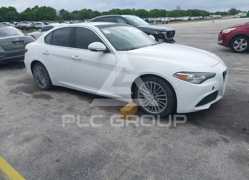 2017 Alfa Romeo Giulia фото