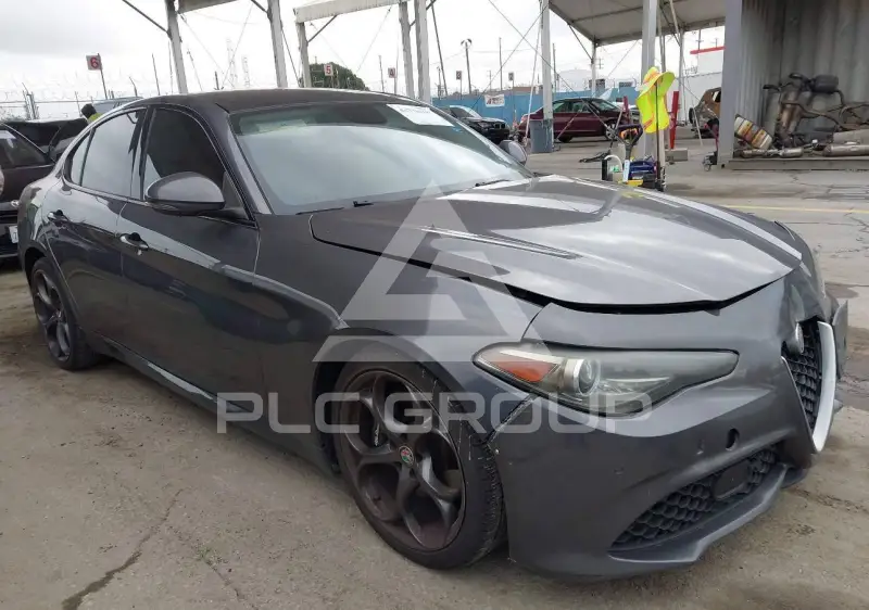 2017 Alfa Romeo Giulia фото