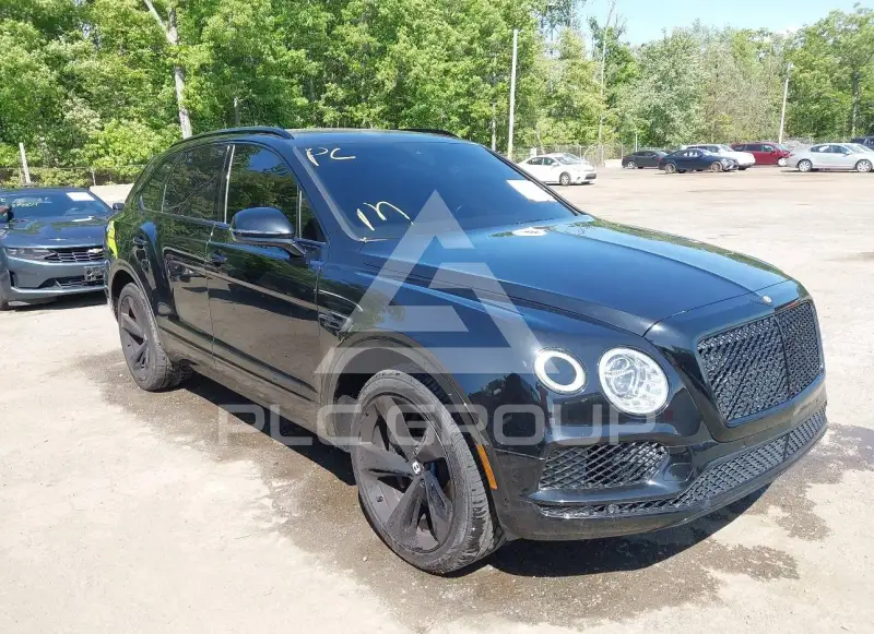 2017 Bentley Bentayga photo