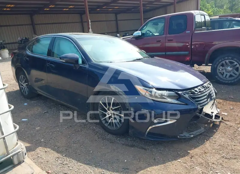 2017 Lexus ES350 photo