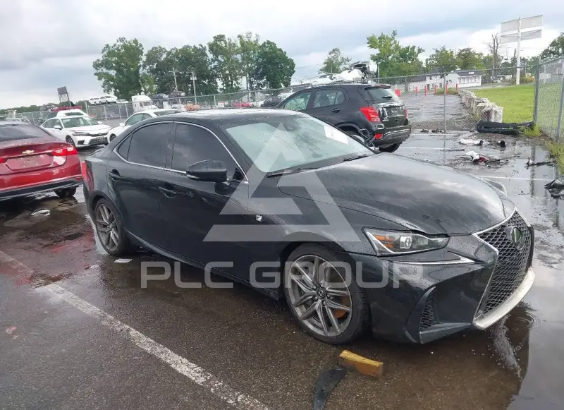 2017 Lexus IS300 photo