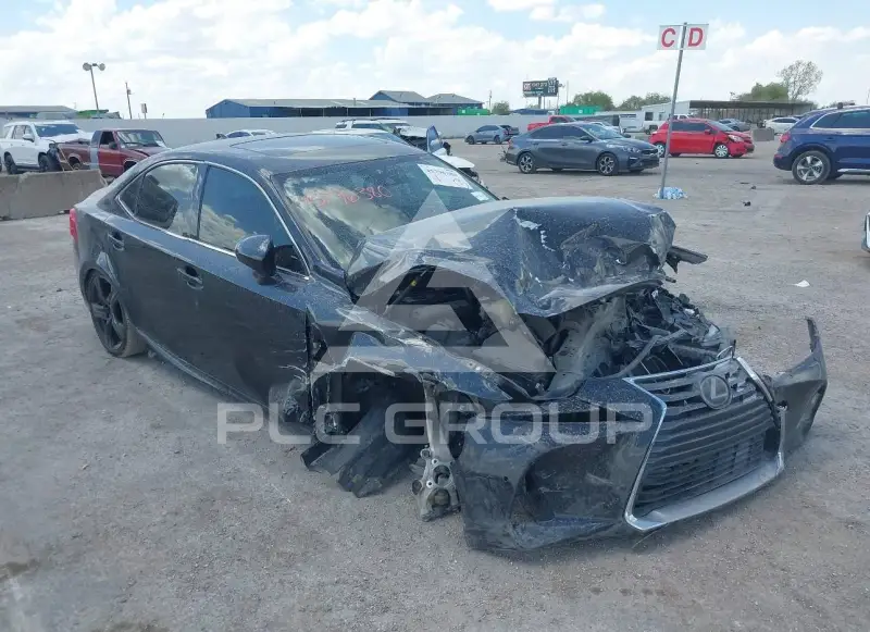 2017 Lexus IS200 photo