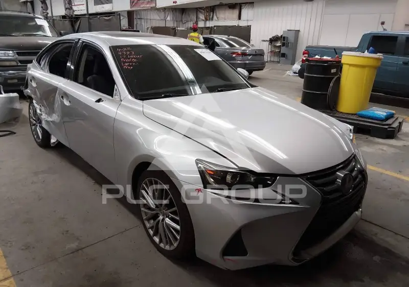 2017 Lexus IS200 photo