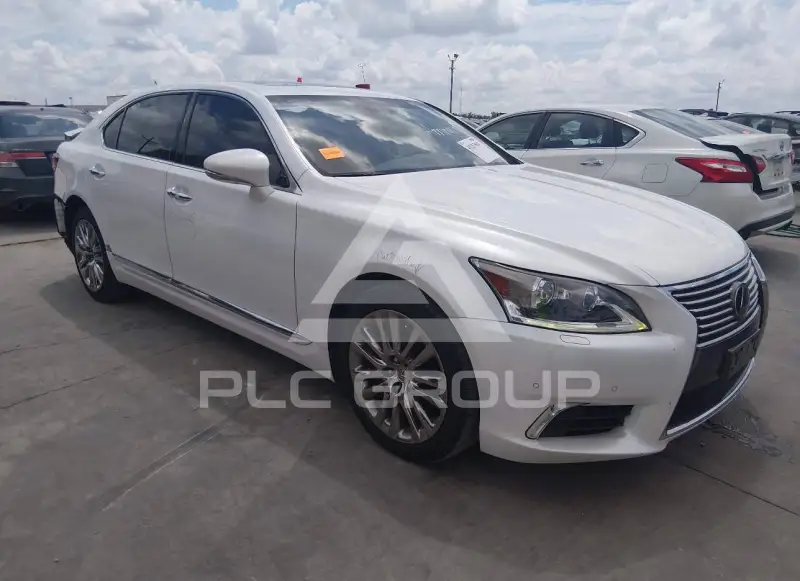 2017 Lexus LS460 photo