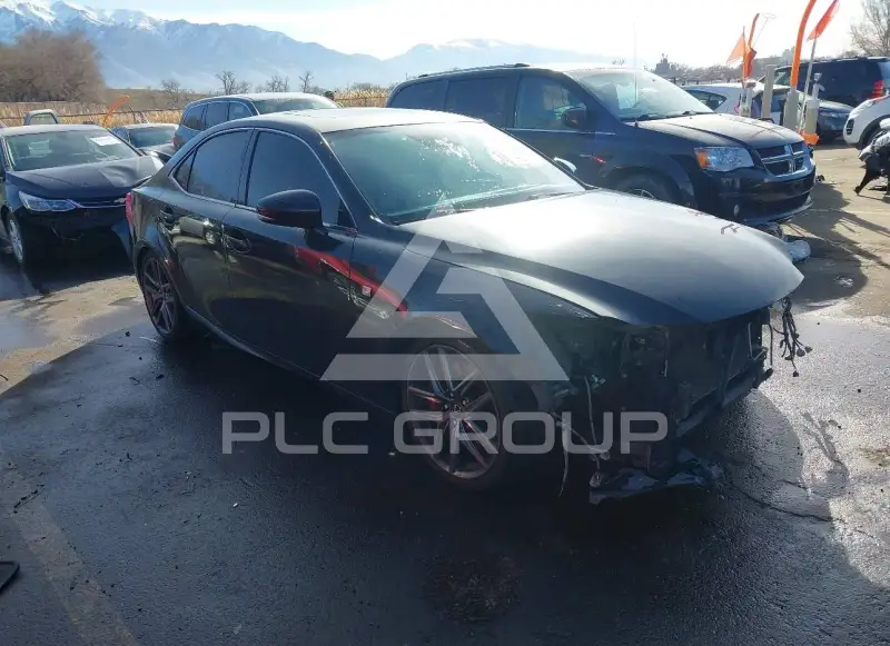 2017 Lexus IS350 photo