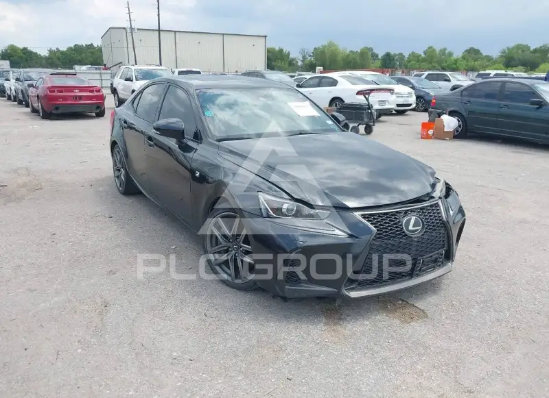 2017 Lexus IS350 photo