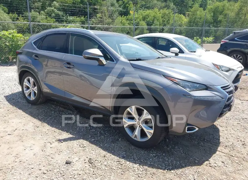2017 Lexus NX300 photo