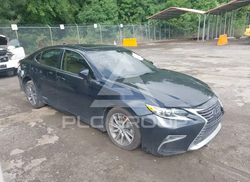 2017 Lexus ES300 фото