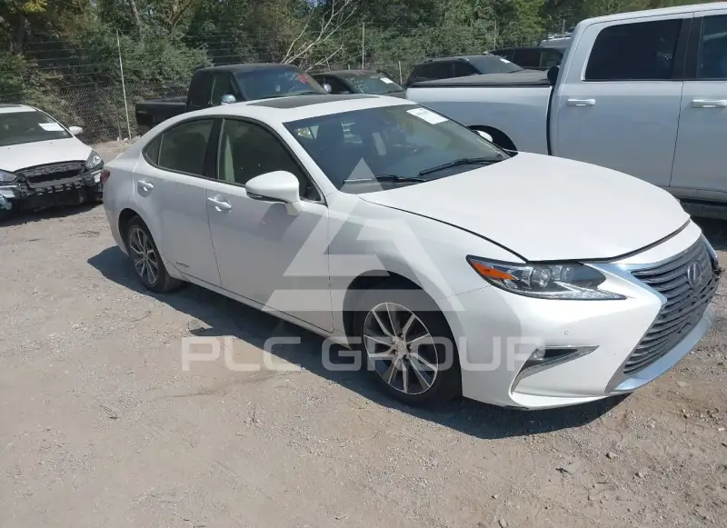 2017 Lexus ES300 фото