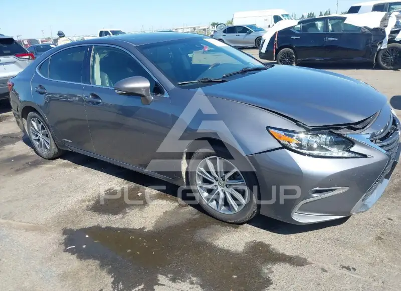 2017 Lexus ES300 фото