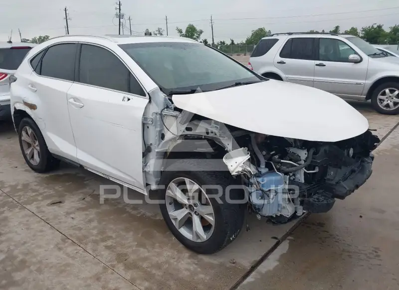 2017 Lexus NX200T фото