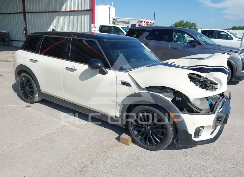 2017 Mini Clubman photo