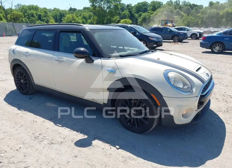 2017 Mini Clubman photo