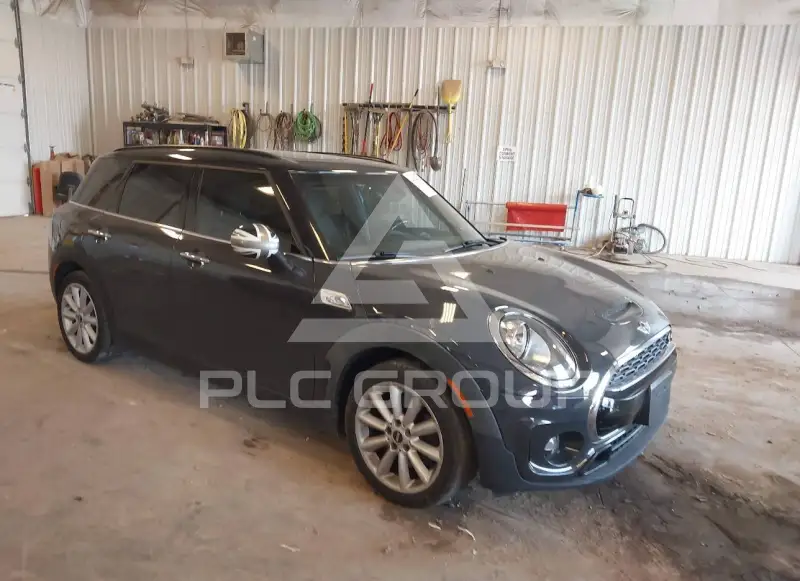 2017 Mini Clubman photo