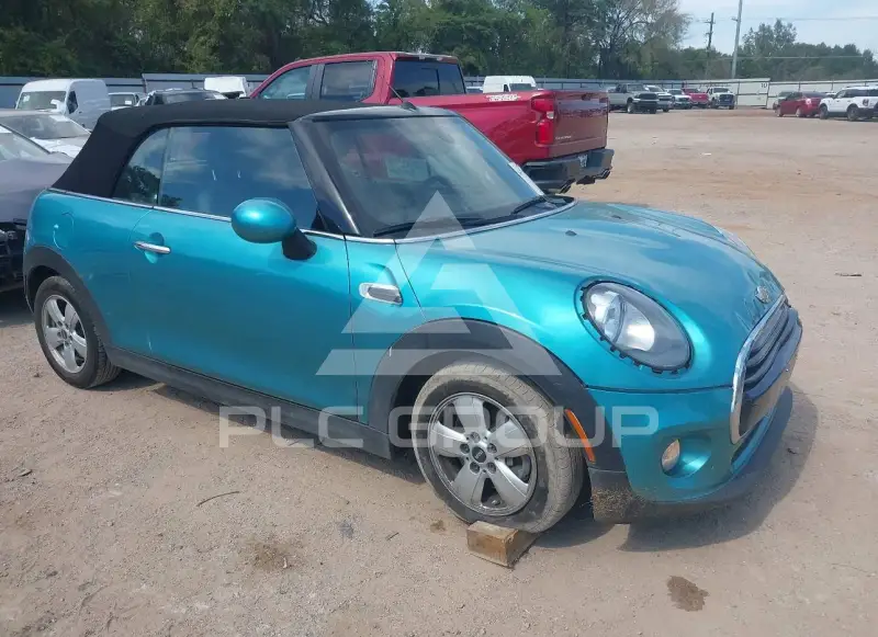 2017 Mini Cooper photo