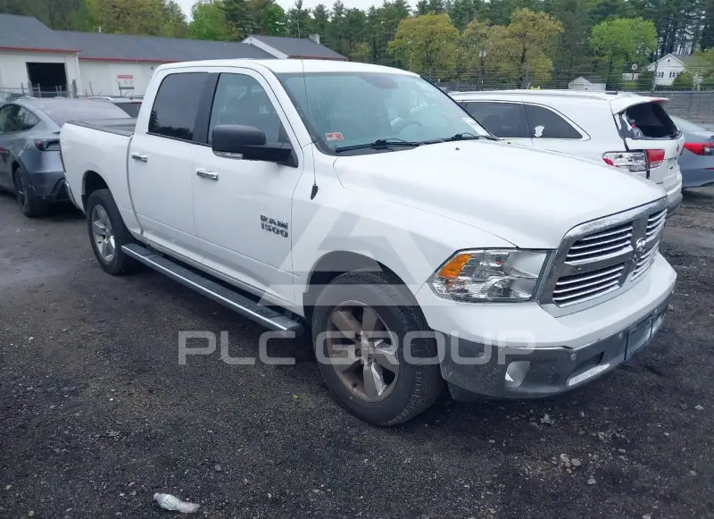 2017 RAM 1500 photo