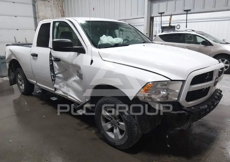 2017 RAM 1500 фото