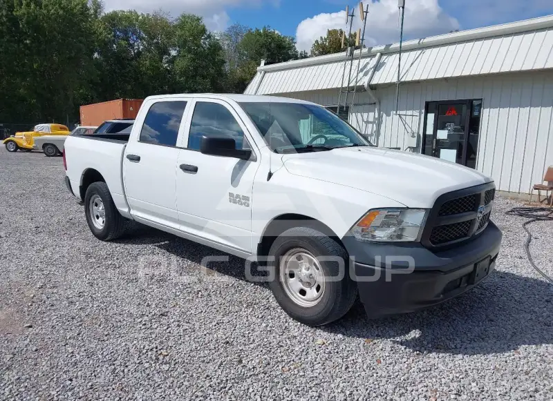 2017 RAM 1500 photo
